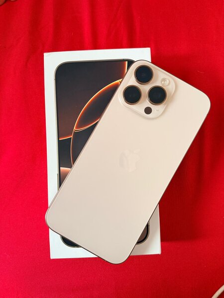 Vand iPhone 16 Pro Max – 256 GB